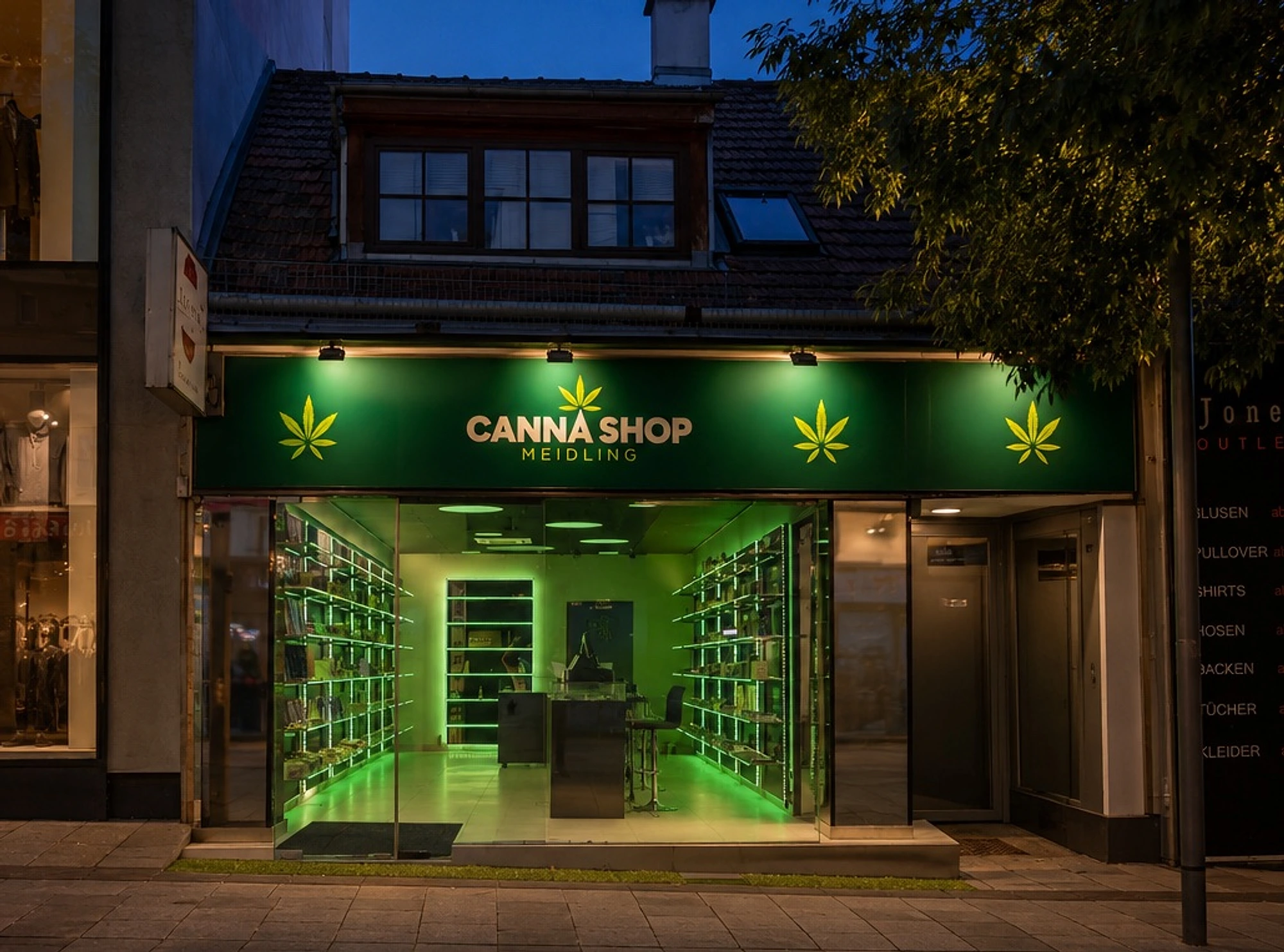 Außenansicht des Canna Shop Meidling bei Abenddämmerung, Meidlinger Hauptstraße 54, 1120 Wien